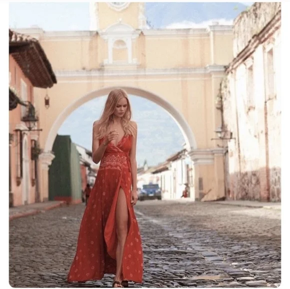 New Jetset Diaries TDJ Bandana Print Wrap Maxi Dress Size Large Western Festival - Picture 2 of 9